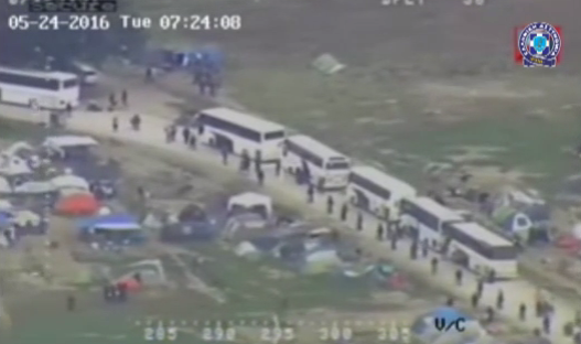 Η επιχείρηση στην Ειδομένη από το ελικόπτερο της ΕΛ.ΑΣ – ΒΙΝΤΕΟ