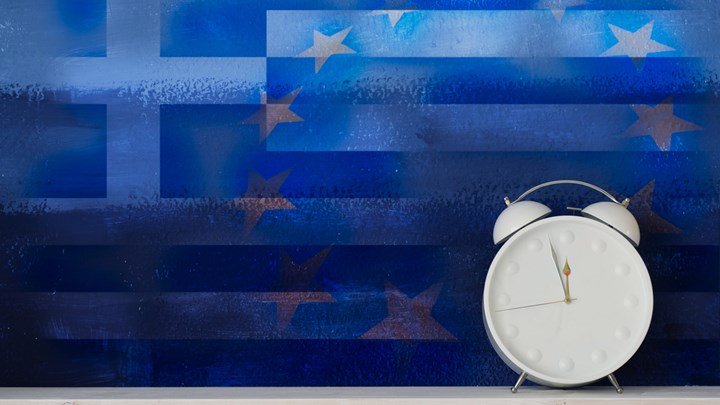 Η ΕΕ επιμένει σε έναν “αυστηρό κόφτη” δαπανών για να δελεάσει το ΔΝΤ