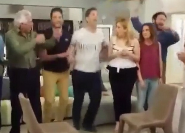 Η κούπα της ΑΕΚ και σε… σίριαλ – ΒΙΝΤΕΟ