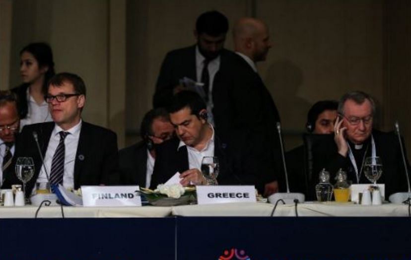 Τα tweets του Τσίπρα από την Κωνσταντινούπολη – ΦΩΤΟ