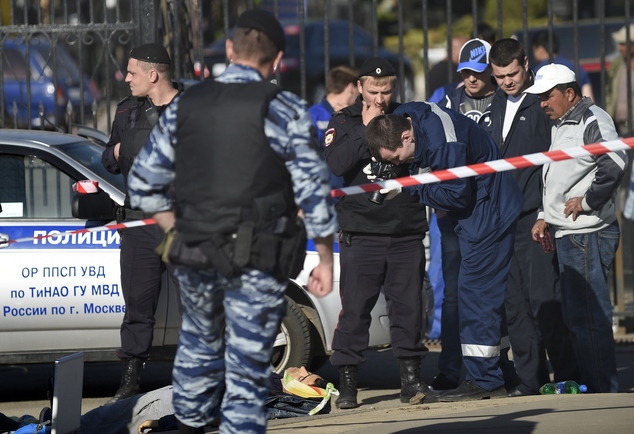 Ρωσία – Δύο νεκροί από την ανταλλαγή πυροβολισμών σε νεκροταφείο – ΒΙΝΤΕΟ