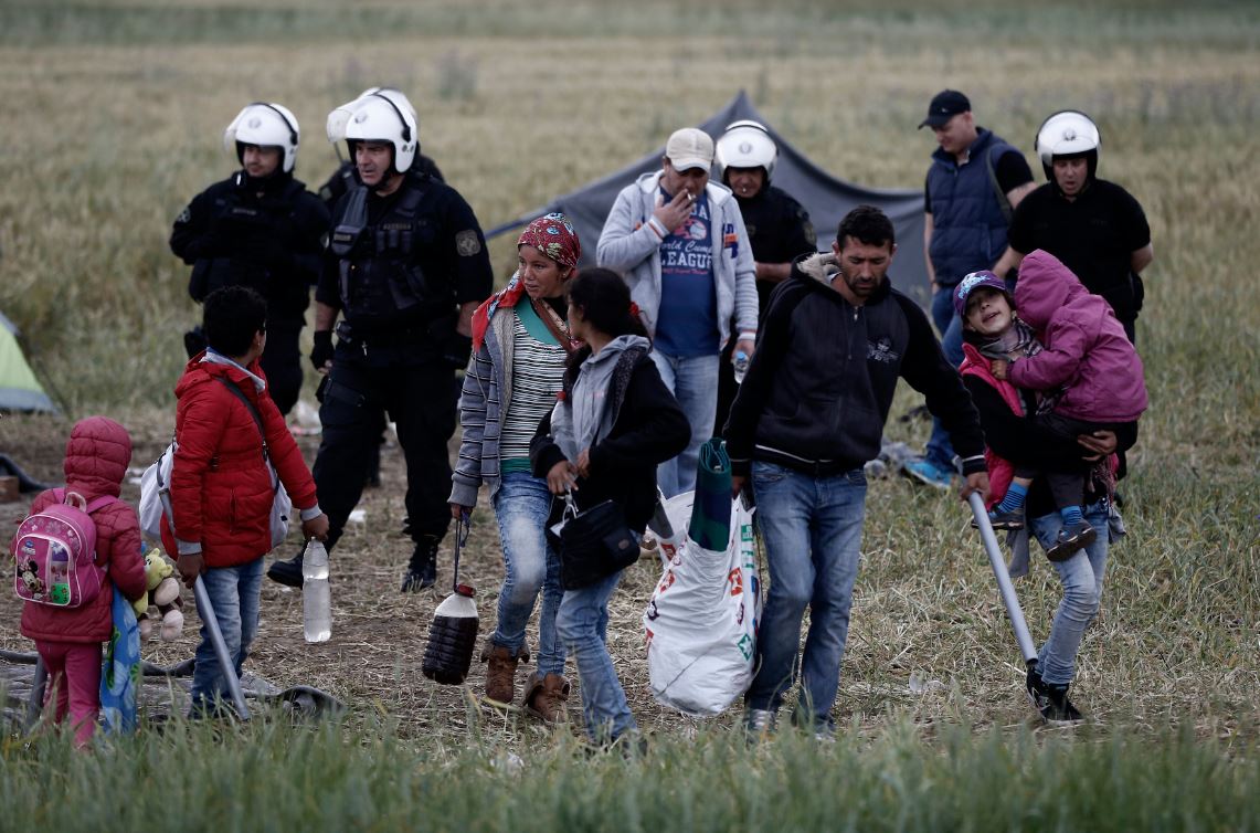 “Απολύτως ομαλά” εξελίσσεται η διαδικασία σύμφωνα με την ΕΛ.ΑΣ. – ΦΩΤΟ