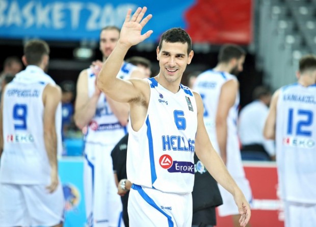 Ανακοινώνει την αποχώρηση του από την Εθνική ο Νίκος Ζήσης