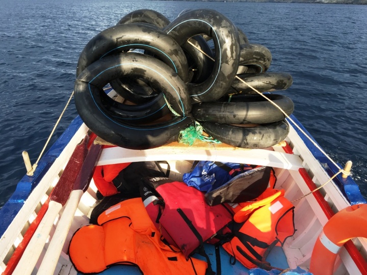 Πρόσφυγες επεχείρησαν να φύγουν από τη Χίο κολυμπώντας