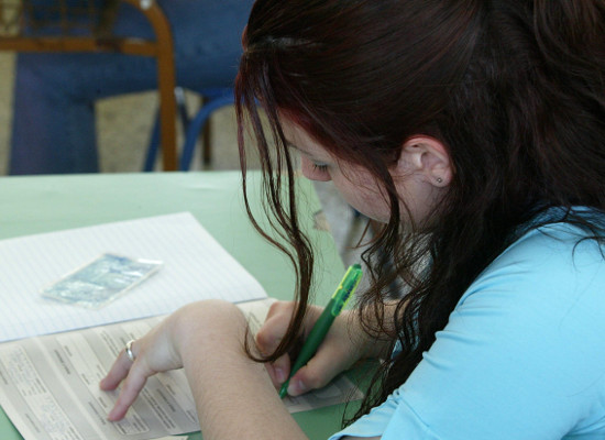 Αυτά είναι τα σημερινά θέματα των πανελλαδικών – Δείτε αναλυτικά