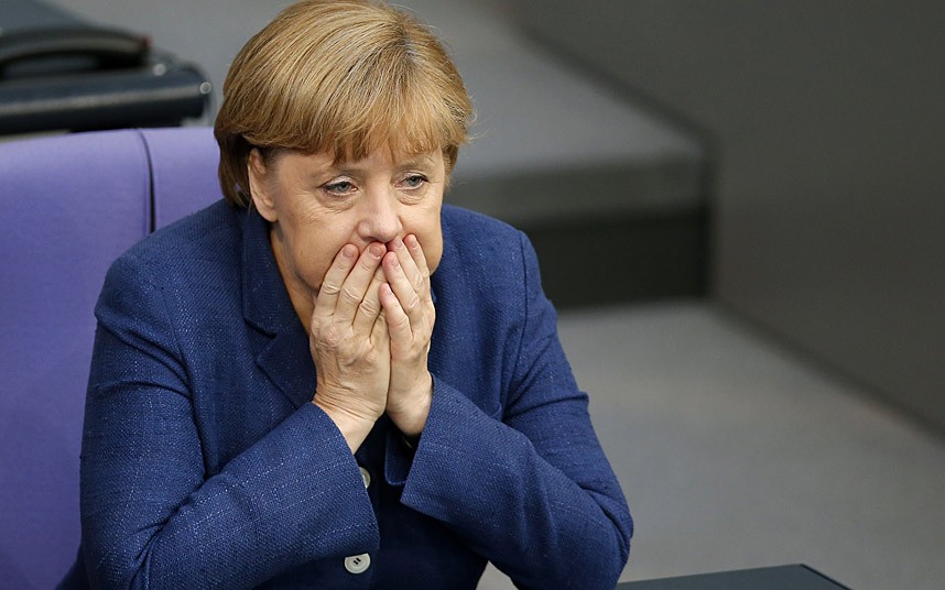 Θέμα στη Γερμανία η δημοσκοπική πτώση της Μέρκελ