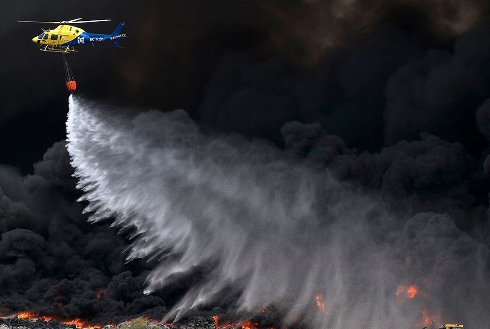 Τοξικό νέφος από μεγάλη πυρκαγιά απειλεί τη Μαδρίτη – ΦΩΤΟ