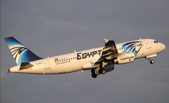 Νέο σενάριο για την EgyptAir: Μετεωρίτης χτύπησε το αεροσκάφος