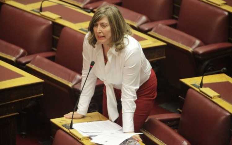 Νέα ατάκα της Καρακώστα για το ΕΚΑΣ