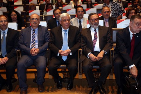 Βραβεία αριστείας σε φοιτητές του Πανεπιστημίου Αιγαίου απένειμε ο Παυλόπουλος – ΒΙΝΤΕΟ