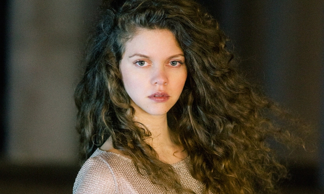 Αυτή η νύχτα μένει, Λίλα!