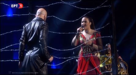 Με συρματοπλέγματα και αναφορές στο προσφυγικό η συμμετοχή της Βοσνίας στη Εurovision