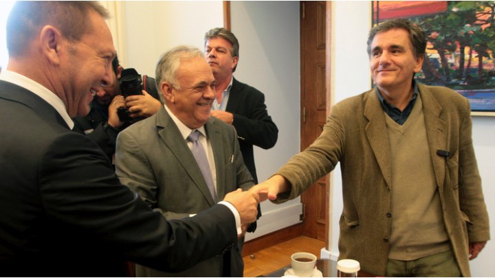 Συνάντηση του Στουρνάρα με Δραγασάκη και Τσακαλώτο για την οικονομία