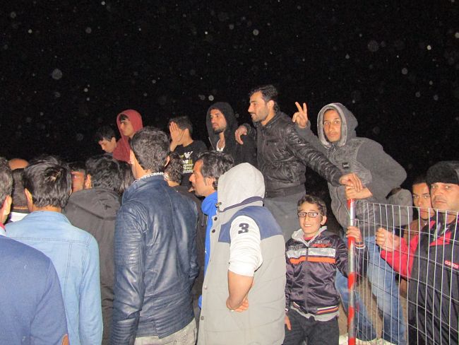 Νύχτα επεισοδίων στο κέντρο φιλοξενίας προσφύγων στον Κατσικά