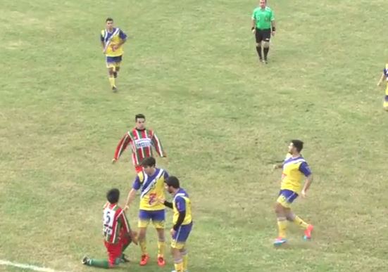 ΣΟΚ – Νεκρός ποδοσφαιριστής από γροθιά αντιπάλου – BINTEO