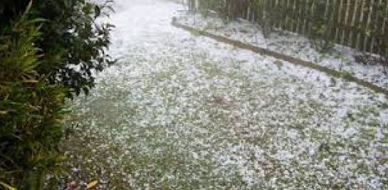 Έντονη χαλαζόπτωση στην Περιστερά Θεσσαλονίκης – ΒΙΝΤΕΟ