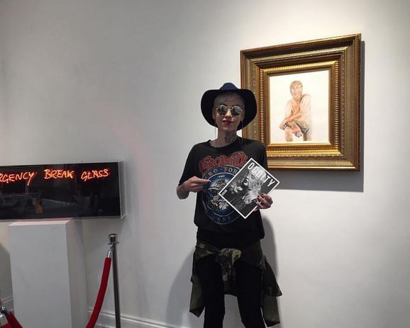 Φανατικός υποστηρικτής του Τραμπ ξυλοκόπησε Αμερικανίδα ζωγράφο – ΦΩΤΟ