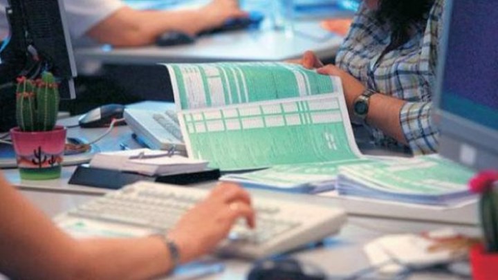 «Βαριά» τα πρόστιμα για εκπρόθεσμη υποβολή φορολογικής δήλωσης