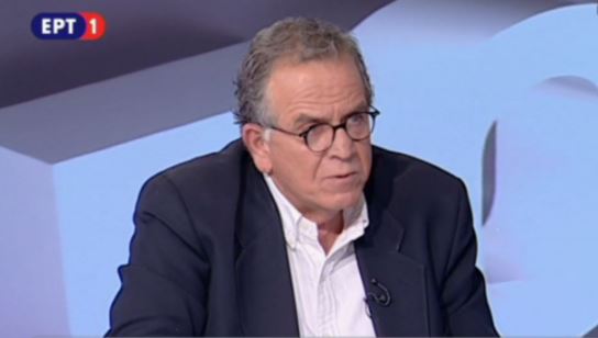 Νέους καταυλισμούς με σπιτάκια αντί για σκηνές προανήγγειλε ο Μουζάλας