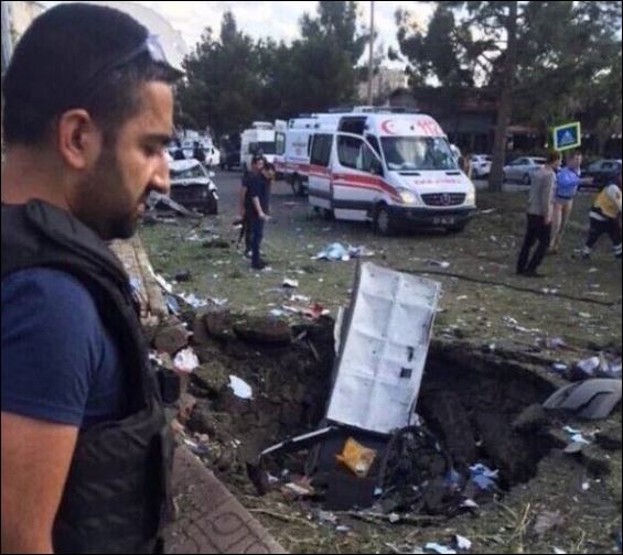 Τρεις νεκροί και 22 τραυματίες από την έκρηξη στην Τουρκία