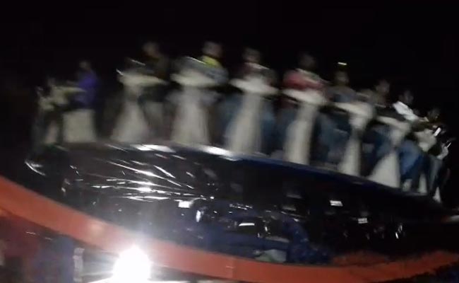 Τρόμος σε λούνα παρκ στην Iνδία – Ένας νεκρός και επτά τραυματίες μετά από βλάβη σε παιχνίδι – ΒΙΝΤΕΟ