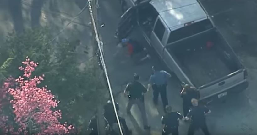 Νέο περιστατικό αστυνομικής βίας στις ΗΠΑ – ΒΙΝΤΕΟ