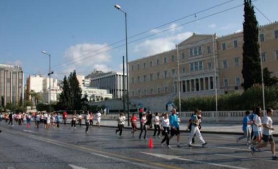 Κυκλοφοριακές ρυθμίσεις την Κυριακή λόγω διεξαγωγής αγώνα δρόμου