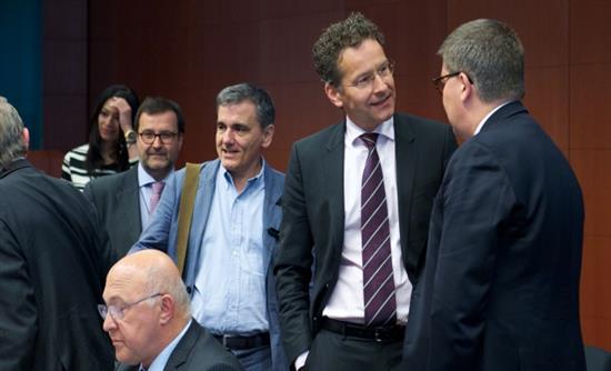 Συμφωνία – “πακέτο” για την Ελλάδα στο Eurogroup