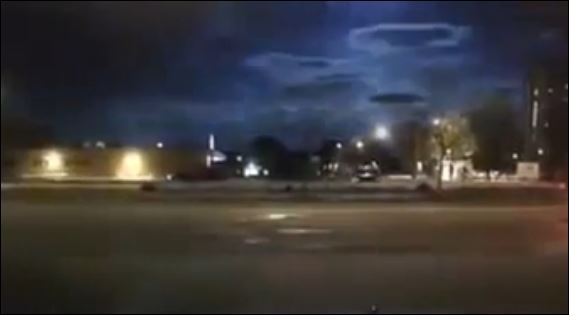 Κάμερα περιπολικού κατέγραψε ένα εντυπωσιακό φαινόμενο στον ουρανό του Πόρτλαντ- ΒΙΝΤΕΟ