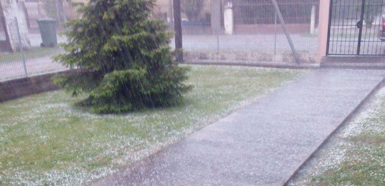 Έντονη χαλαζόπτωση στην Ημαθία – ΒΙΝΤΕΟ