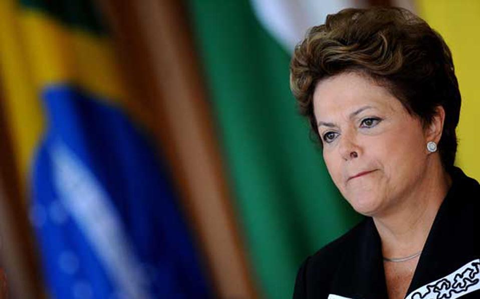 Βραζιλία – Άδειασε το γραφείο της η Ρούσεφ