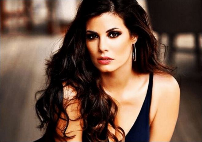 Η αποκαλυπτική πόζα της Μαρίας Κορινθίου – ΦΩΤΟ