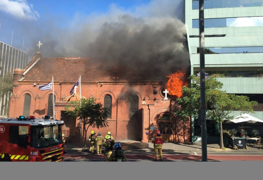 Φωτιά ξέσπασε σε ελληνορθόδοξη εκκλησία στη Μελβούρνη –ΦΩΤΟ