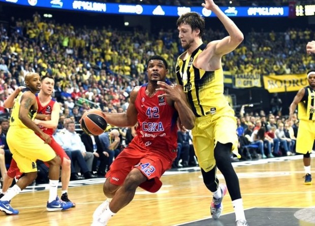 Το τελευταίο λεπτό της παράτασης του τελικού της Ευρωλίγκας – ΒΙΝΤΕΟ