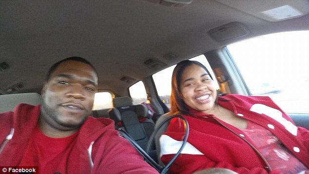 Με βαρύ ποινικό μητρώο ο πατέρας του 4χρονου που έπεσε στο κλουβί του γορίλα – ΦΩΤΟ