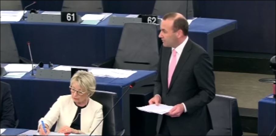 Επίθεση του Βέμπερ στον Τσίπρα – Παπαδημούλης: Θα τον βλέπετε στον ύπνο σας – ΒΙΝΤΕΟ