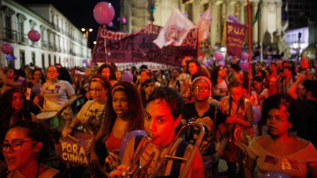 Σοκ στη Βραζιλία: 30 άνδρες βίασαν 16χρονη και ανέβασαν το βίντεο στο διαδίκτυο