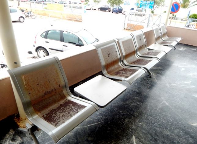 Εικόνες εγκατάλειψης στο αεροδρόμιο της Χίου – ΦΩΤΟ