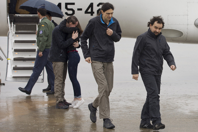 Επέστρεψαν στην Ισπανία οι δημοσιογράφοι που απήχθησαν στη Συρία – ΦΩΤΟ
