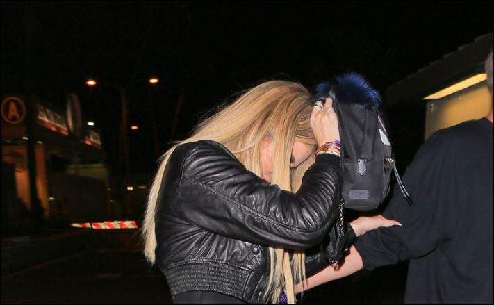 Η Κλοέ Καρντάσιαν πιο αποκαλυπτική από ποτέ – ΦΩΤΟ – ΒΙΝΤΕΟ