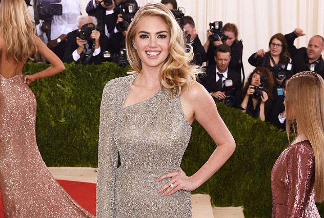 H Κέιτ Άπτον αρραβωνιάστηκε – ΦΩΤΟ