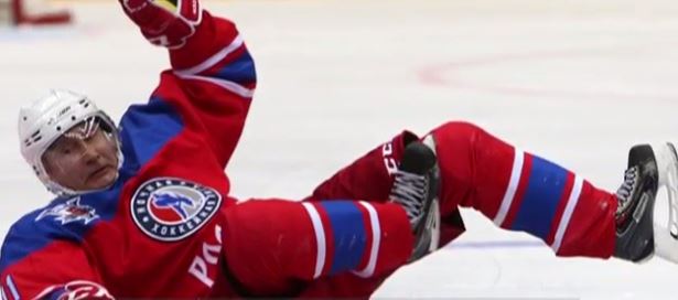 Η τούμπα του Πούτιν σε αγώνα χόκεϊ – ΒΙΝΤΕΟ