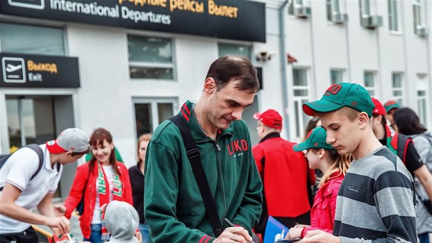 Οι φίλοι της Κουμπάν αποθέωσαν τον Μπαρτζώκα και τους παίκτες του – ΦΩΤΟ