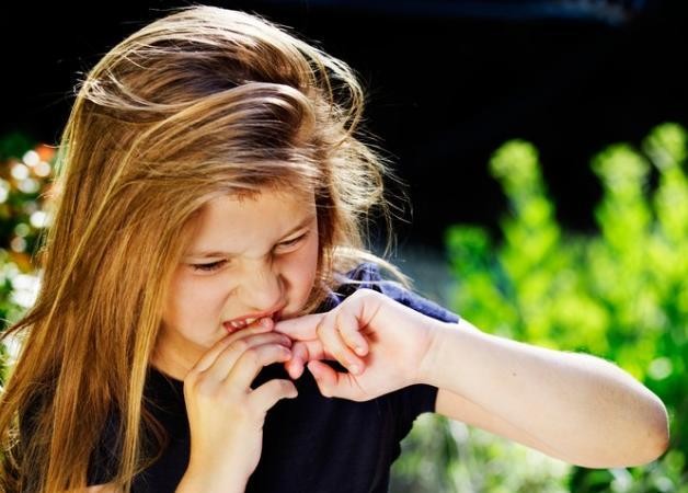 Δάγκωμα των νυχιών: Κακή συνήθεια ή ψυχαναγκαστική διαταραχή;