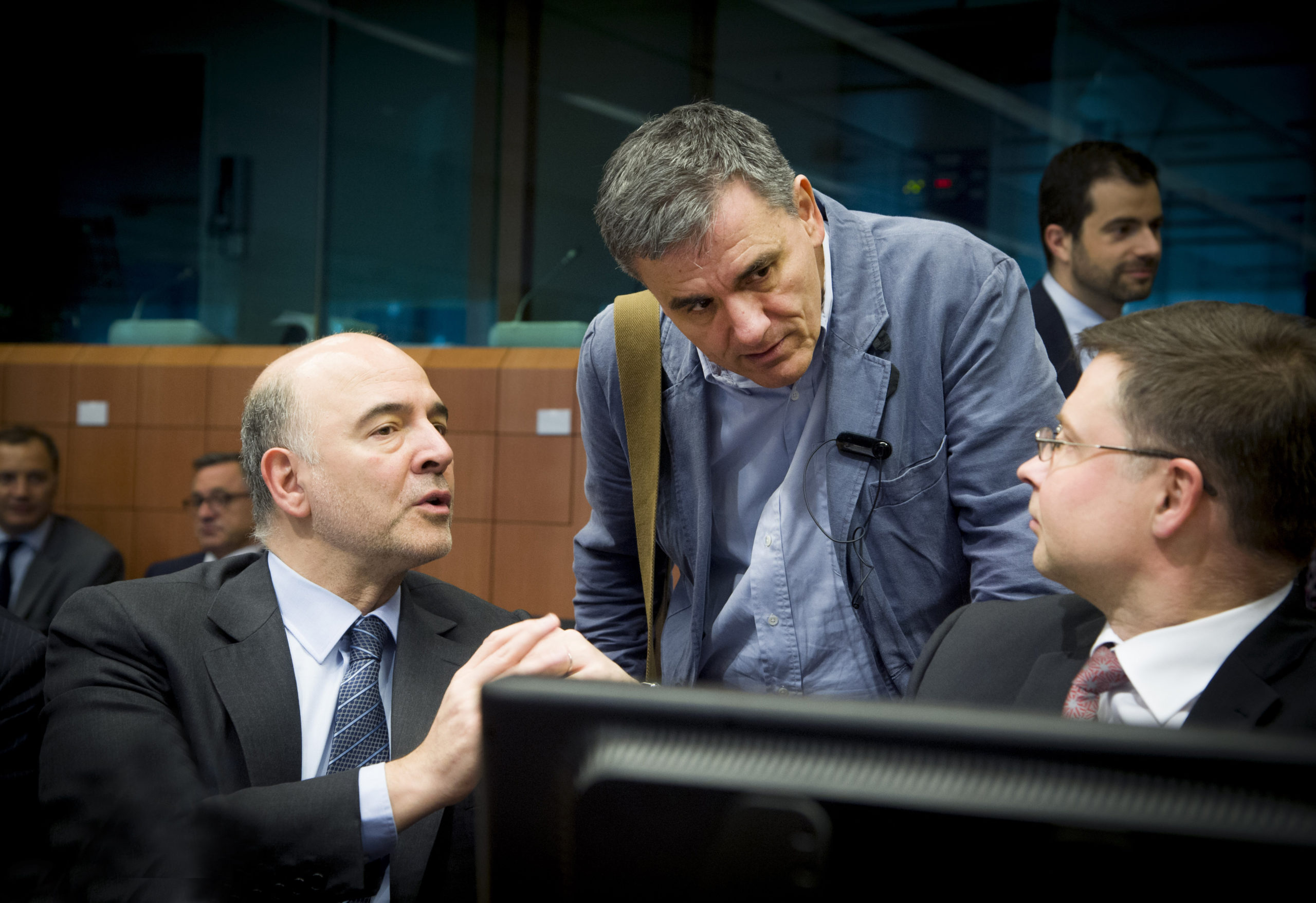 Οι αποφάσεις του Eurogroup και οι αντιδράσεις – ΒΙΝΤΕΟ