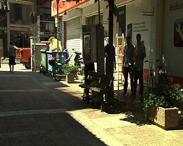 Σοκ – Ήταν 5 μέρες νηστικός και κρεμάστηκε στο κέντρο της Λάρισας – ΒΙΝΤΕΟ