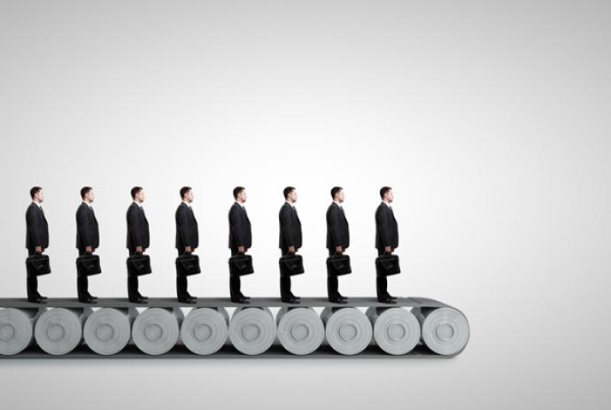 Προ των πυλών η απελευθέρωση των ομαδικών απολύσεων