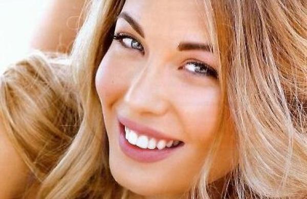 Η τρυφερή ΦΩΤΟ της Αντωνίας Καλλιμούκου με την γιαγιά της