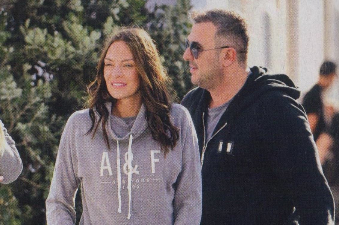 O Ρέμος έκανε Πάσχα στη Μύκονο με την κόρη του – ΒΙΝΤΕΟ