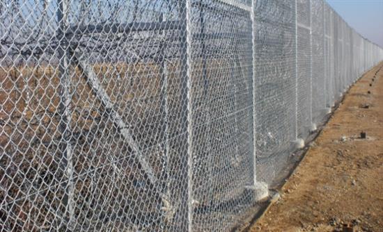 Άφησαν τα νησιά και… έπιασαν τον Έβρο